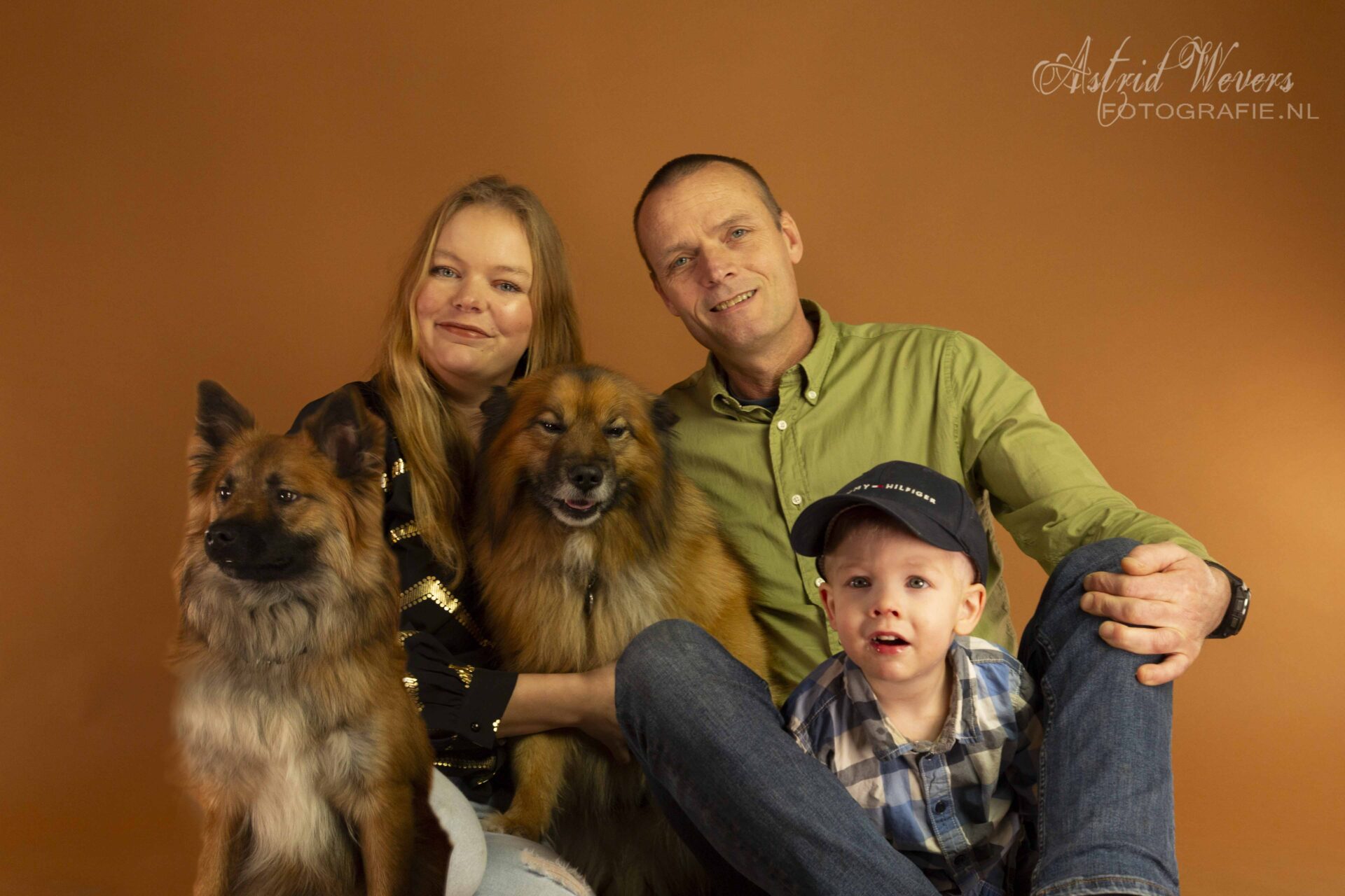 Familiefoto met IJslandse Honden